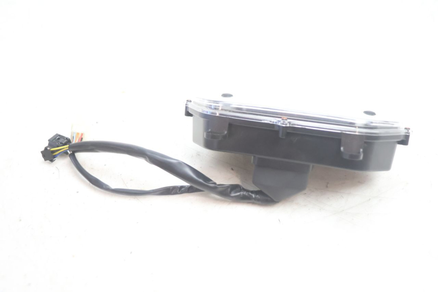 photo de TACHOMETER  JM MOTORS R-MAX TECH 50 (2024 - 2026) - Alternative Perspektive