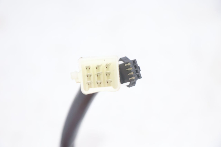 photo de TACHOMETER  JM MOTORS R-MAX TECH 50 (2024 - 2026) - Oberflächenzustand und Material