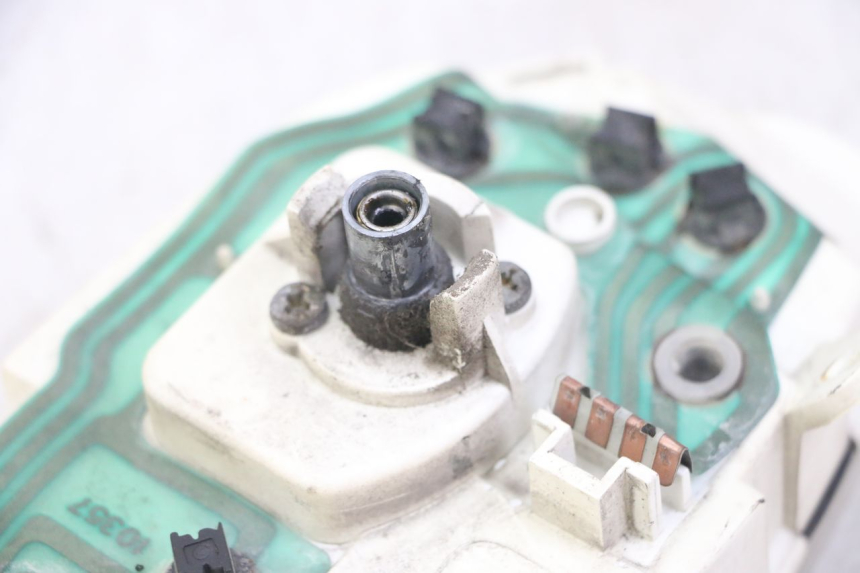 photo de TACHOMETER  APRILIA RALLY AC 50 (1995 - 2004) - Oberflächenzustand und Material