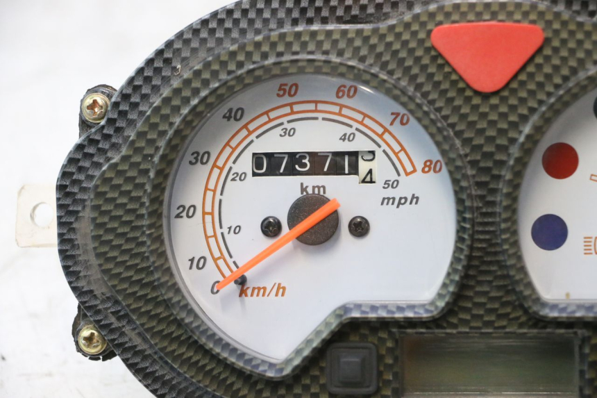 photo de TACHOMETER  ORCAL RAPTOR 50 (2015 - 2021) - Weitere Ansicht des Artikels