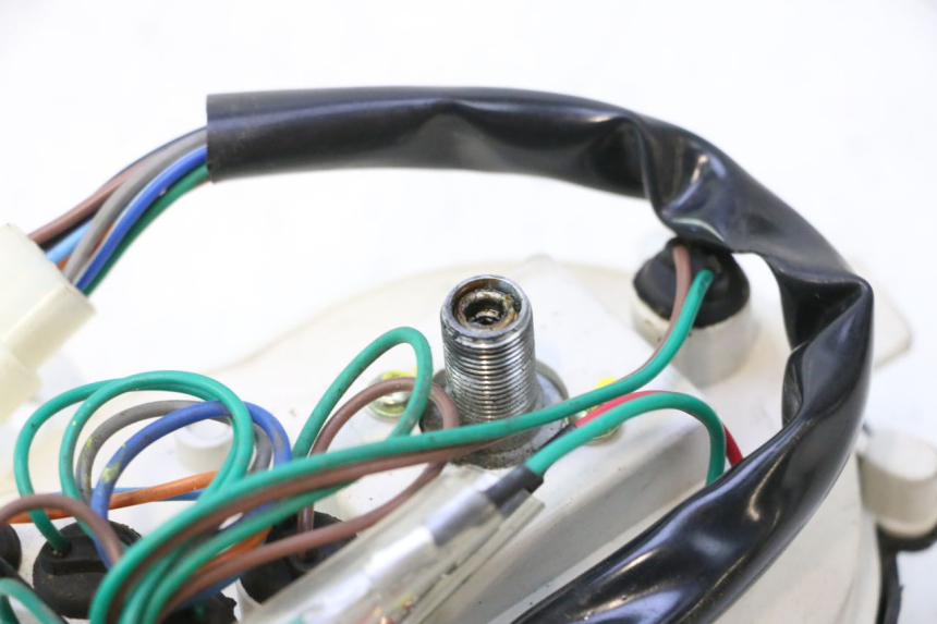 photo de TACHOMETER  ORCAL RAPTOR 50 (2015 - 2021) - Details der Befestigungspunkte