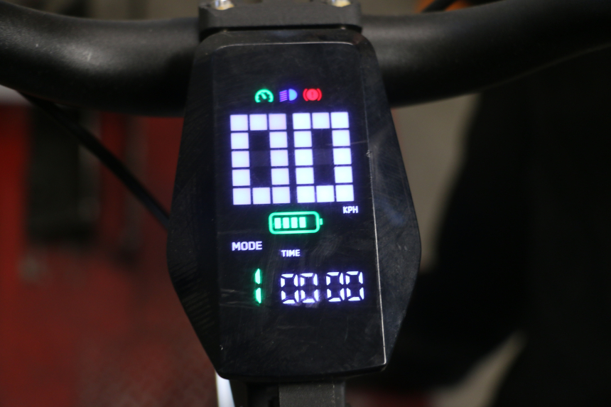 photo de TACHOMETER  PUNK ELECTRIC RIDER 1 - Zoom auf Gebrauchszustand