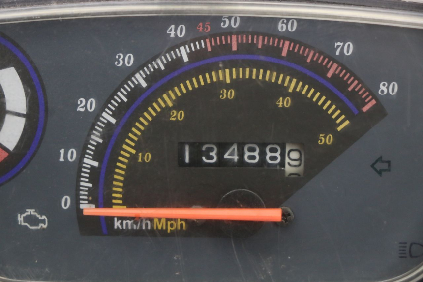 photo de TACHOMETER TNT MOTOR ROMA 10' 4T 50 (2019 - 2022) - Zoom auf Gebrauchszustand