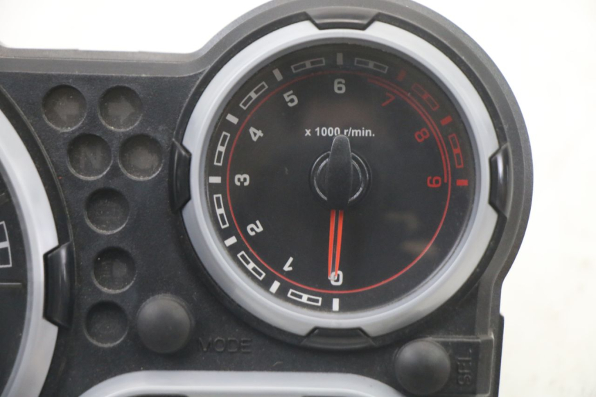 photo de TACHOMETER  ROYAL ENFIELD HYMALAYAN 410 (2016 - 2023) - Alternative Perspektive