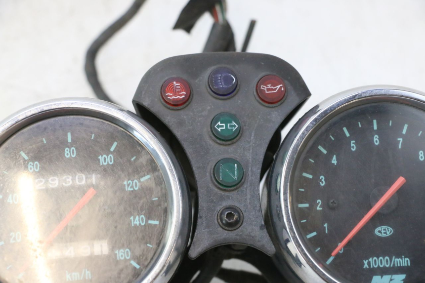 photo de TACHOMETER  MZ RT 125 (2000 - 2008) - Details der Befestigungspunkte
