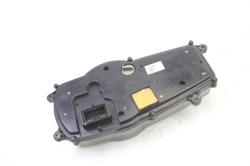 photo de TACHOMETER  GILERA RUNNER SP 50 (2006 - 2008) - Weitere Ansicht des Artikels