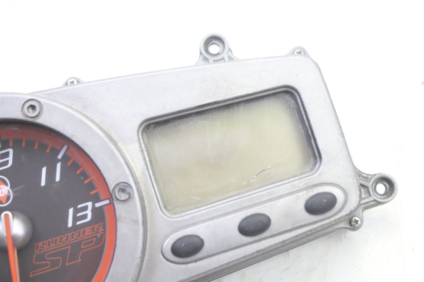 photo de TACHOMETER  GILERA RUNNER SP 50 (2006 - 2008) - Technische Nahaufnahme