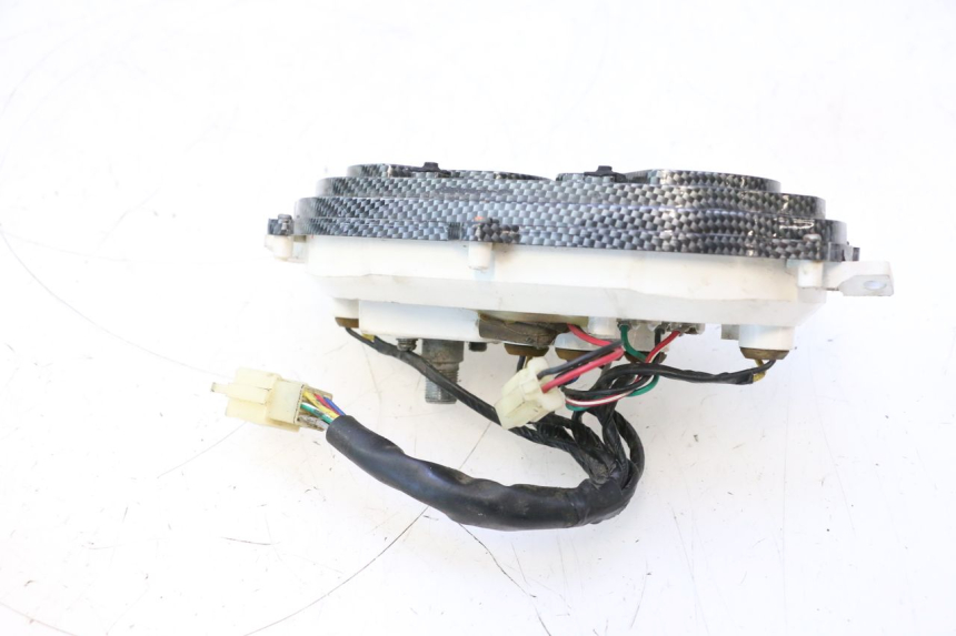 photo de TACHOMETER KEEWAY RY6 2T 50 (2011 - 2019) - Details der Befestigungspunkte