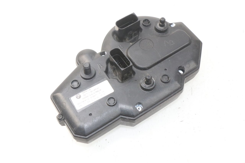 photo de TACHOMETER  BMW S RR ABS S1000RR 1000 (2009 - 2011) - Details der Befestigungspunkte