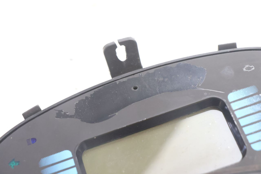 photo de TACHOMETER  JM MOTORS SANTANA EVO 50 (2024 - 2026) - Oberflächenzustand und Material