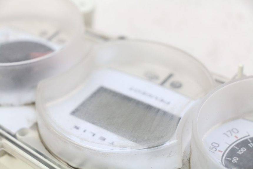 photo de TACHOMETER PEUGEOT SATELIS COMPRESSOR K15 125 (2006 - 2009) - Zoom auf Gebrauchszustand