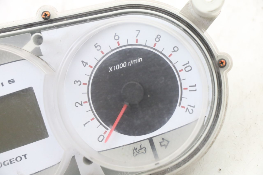 photo de TACHOMETER PEUGEOT SATELIS COMPRESSOR K15 125 (2006 - 2009) - Technische Nahaufnahme