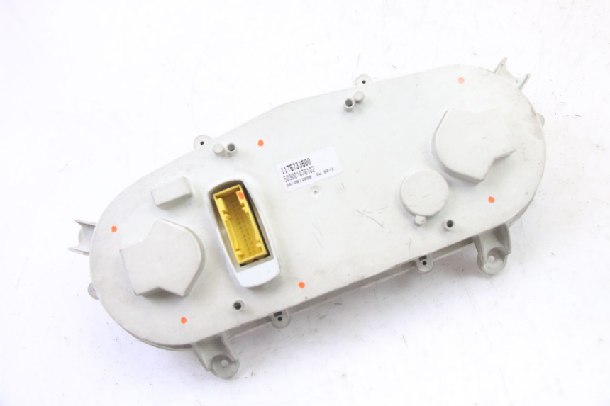 photo de TACHOMETER PEUGEOT SATELIS COMPRESSOR K15 125 (2006 - 2009) - Oberflächenzustand und Material