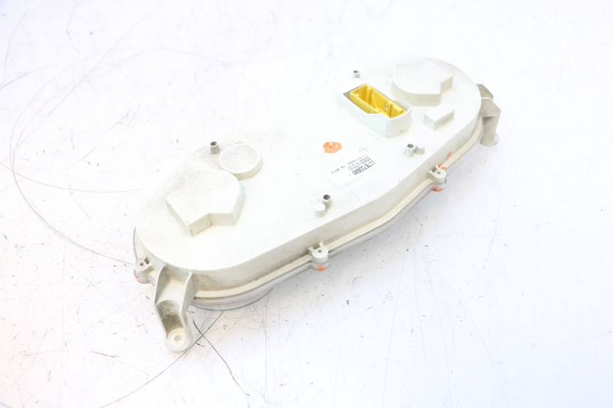 photo de TACHOMETER PEUGEOT SATELIS COMPRESSOR K15 125 (2006 - 2009) - Weitere Ansicht des Artikels