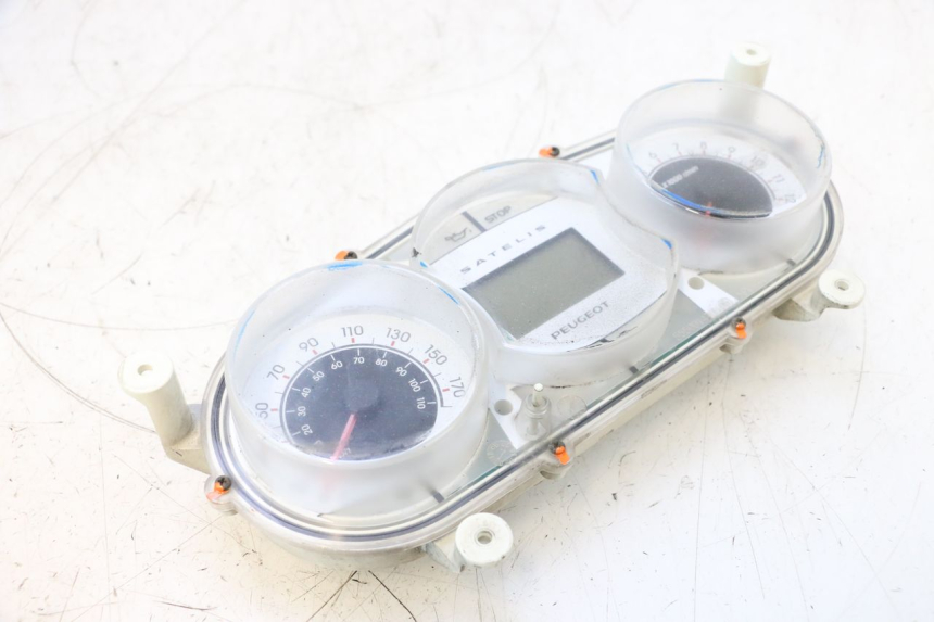 photo de TACHOMETER PEUGEOT SATELIS COMPRESSOR K15 125 (2006 - 2009) - Kennzeichnungen und Originalreferenzen