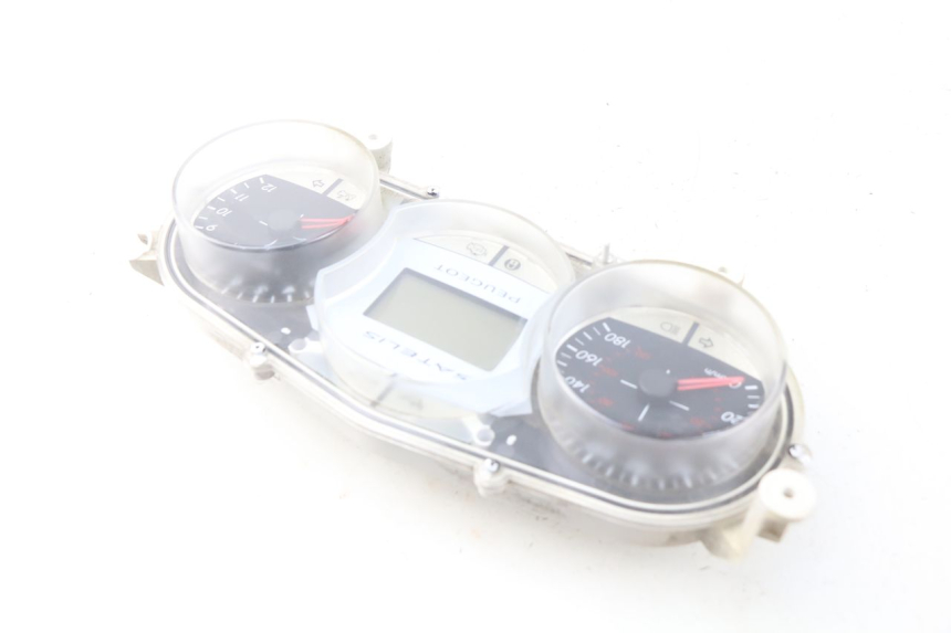 photo de TACHOMETER  PEUGEOT SATELIS 300 (2012 - 2015) - Zoom auf Gebrauchszustand