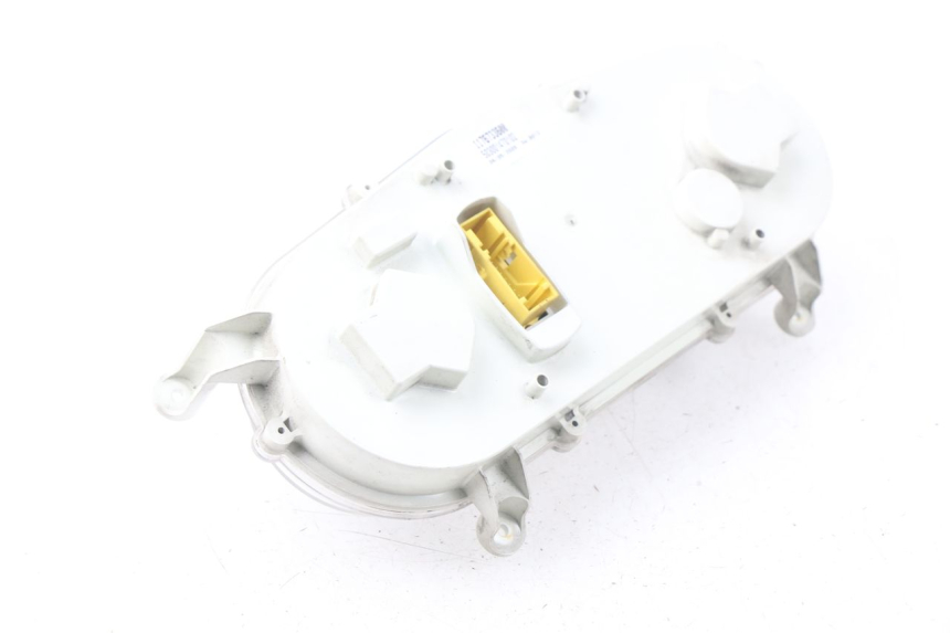 photo de TACHOMETER PEUGEOT SATELIS 125 (2006 - 2009) - Kennzeichnungen und Originalreferenzen