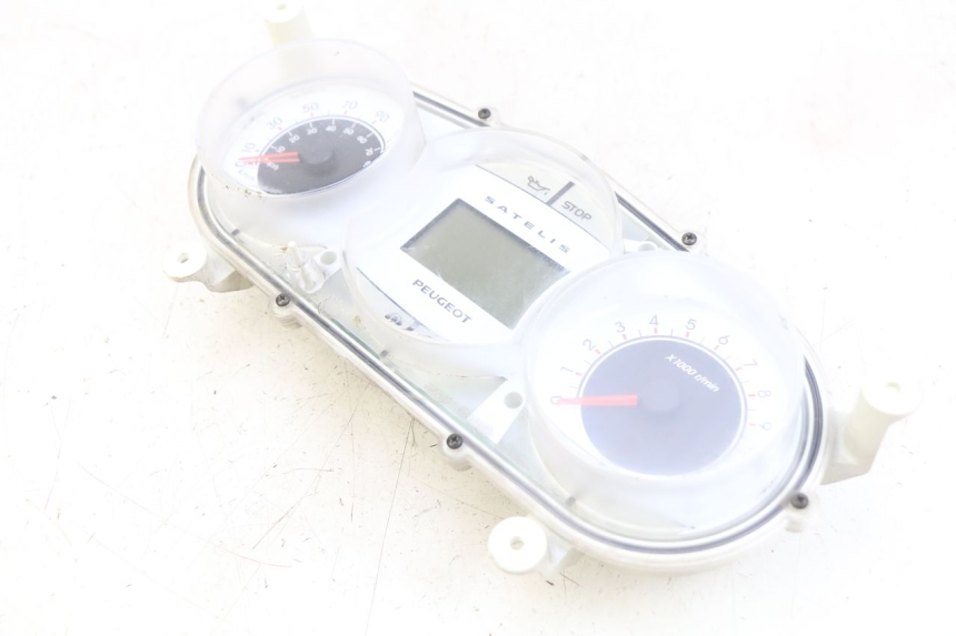 photo de TACHOMETER PEUGEOT SATELIS 125 (2006 - 2009) - Technische Nahaufnahme