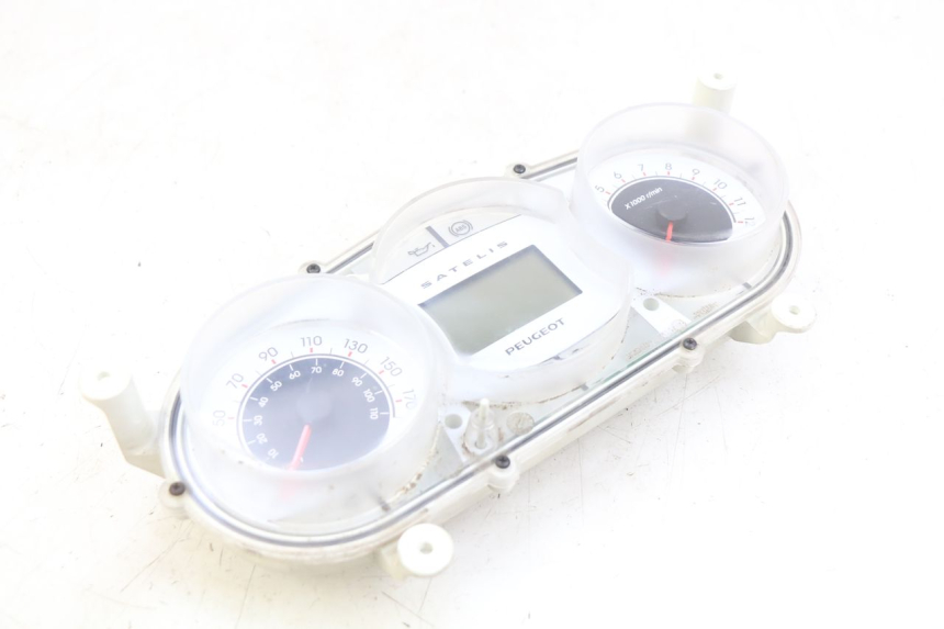 photo de TACHOMETER PEUGEOT SATELIS 125 (2010 - 2012) - Alternative Perspektive