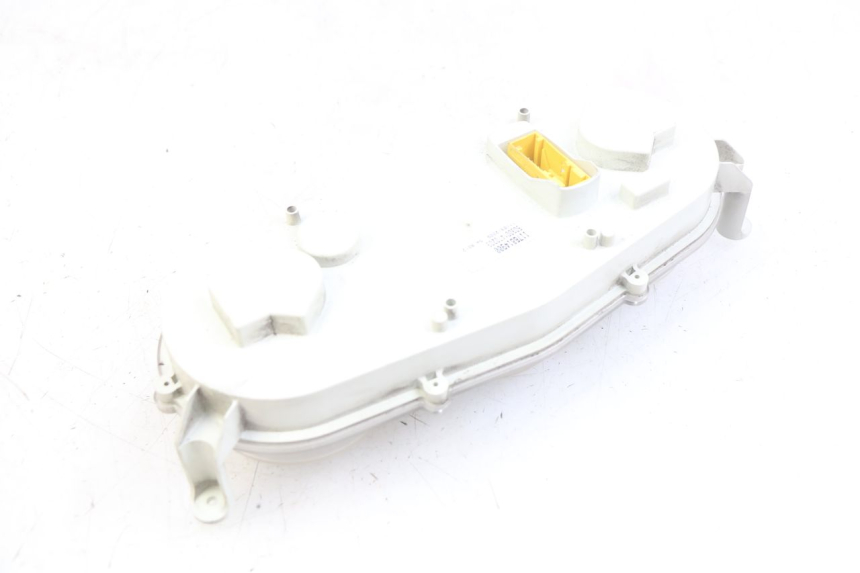 photo de TACHOMETER PEUGEOT SATELIS 125 (2010 - 2012) - Technische Nahaufnahme