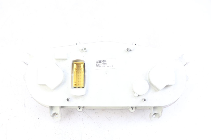 photo de TACHOMETER PEUGEOT SATELIS 125 (2010 - 2012) - Oberflächenzustand und Material