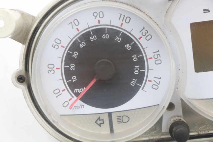 photo de TACHOMETER PEUGEOT SATELIS 125 (2010 - 2012) - Detailansicht des Bauteils