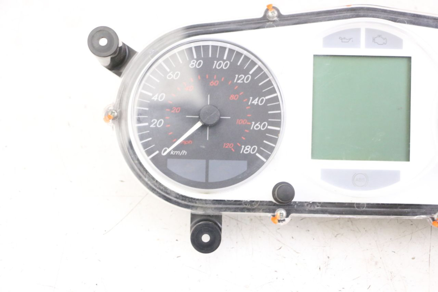 photo de TACHOMETER  PEUGEOT SATELIS 125 (2013 - 2018) - Weitere Ansicht des Artikels