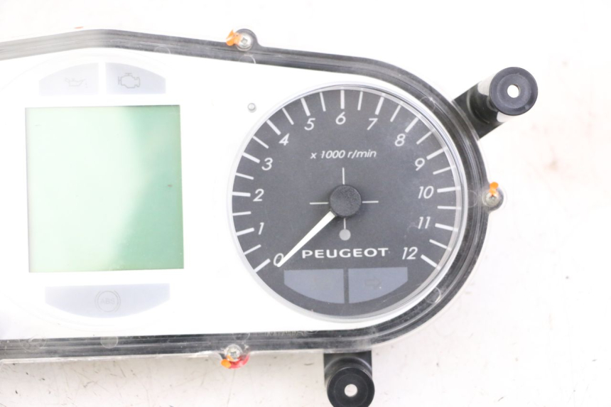photo de TACHOMETER  PEUGEOT SATELIS 125 (2013 - 2018) - Zoom auf Komponenten