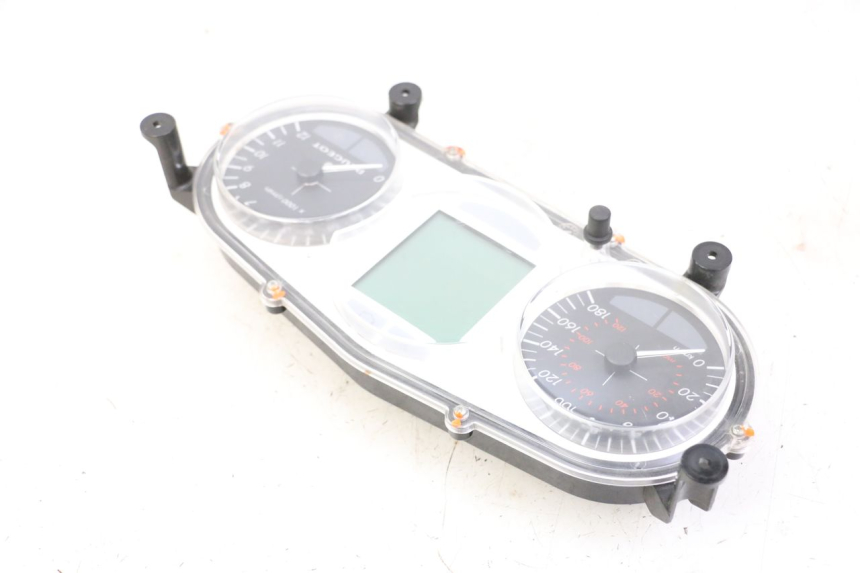 photo de TACHOMETER  PEUGEOT SATELIS 125 (2013 - 2018) - Zoom auf Gebrauchszustand