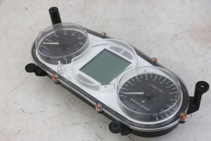photo de TACHOMETER  PEUGEOT SATELIS 125 (2013 - 2018) - Detailansicht des Bauteils
