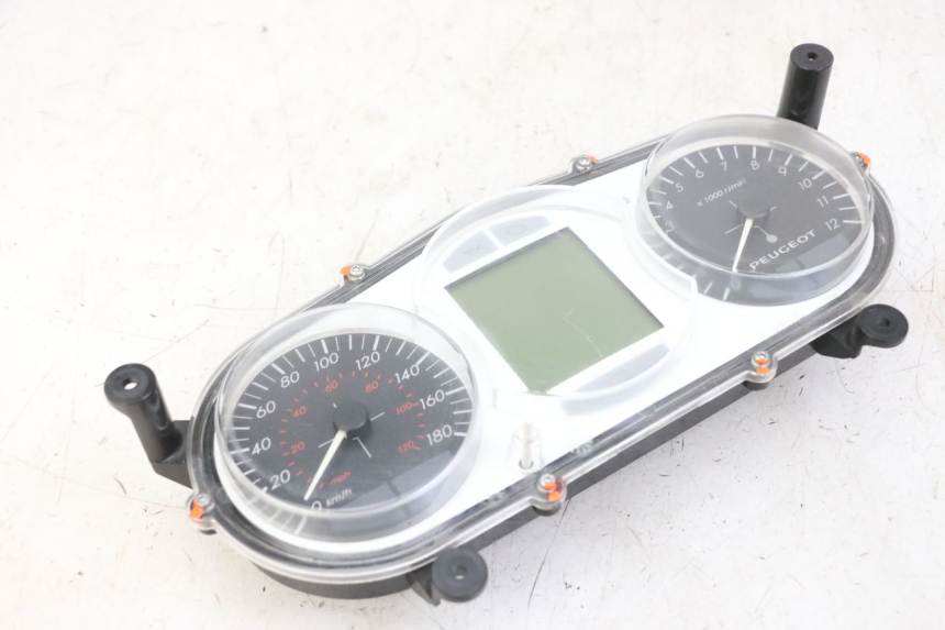 photo de TACHOMETER  PEUGEOT SATELIS 125 (2013 - 2018) - Technische Nahaufnahme