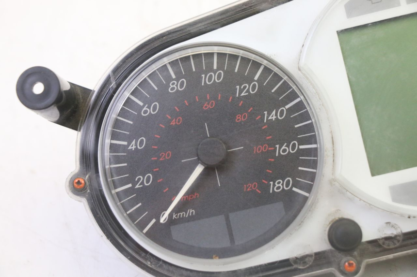 photo de TACHOMETER  PEUGEOT SATELIS 125 (2013 - 2018) - Zoom auf Gebrauchszustand