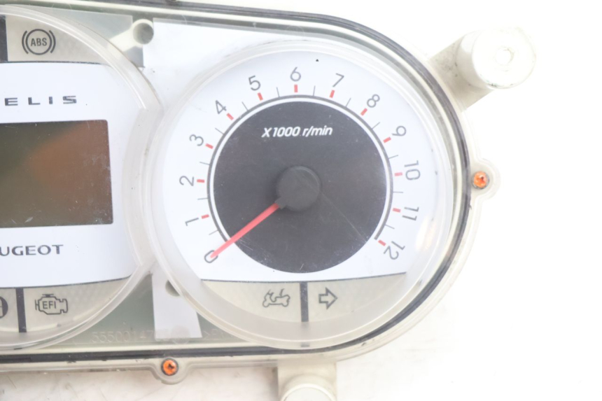 photo de TACHOMETER PEUGEOT SATELIS 125 (2006 - 2009) - Technische Nahaufnahme