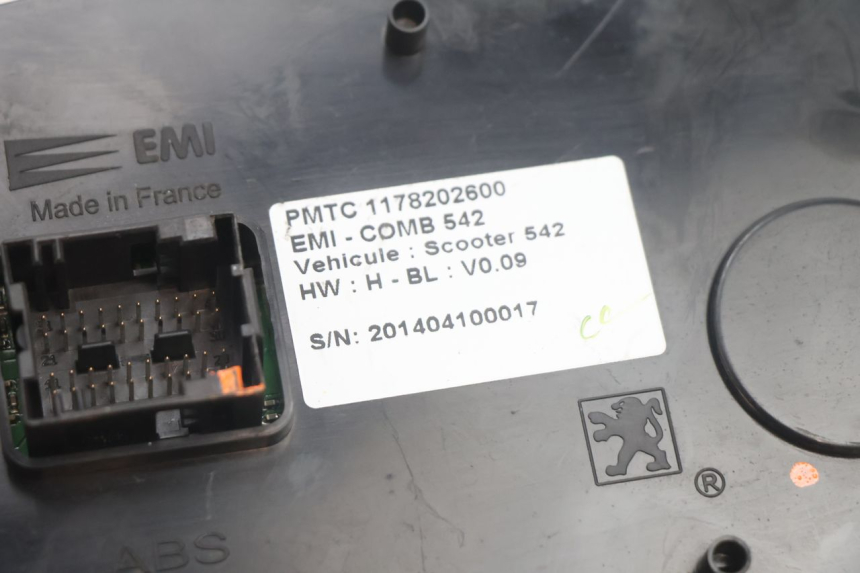 photo de TACHOMETER  PEUGEOT SATELIS 125 (2013 - 2018) - Weitere Ansicht des Artikels
