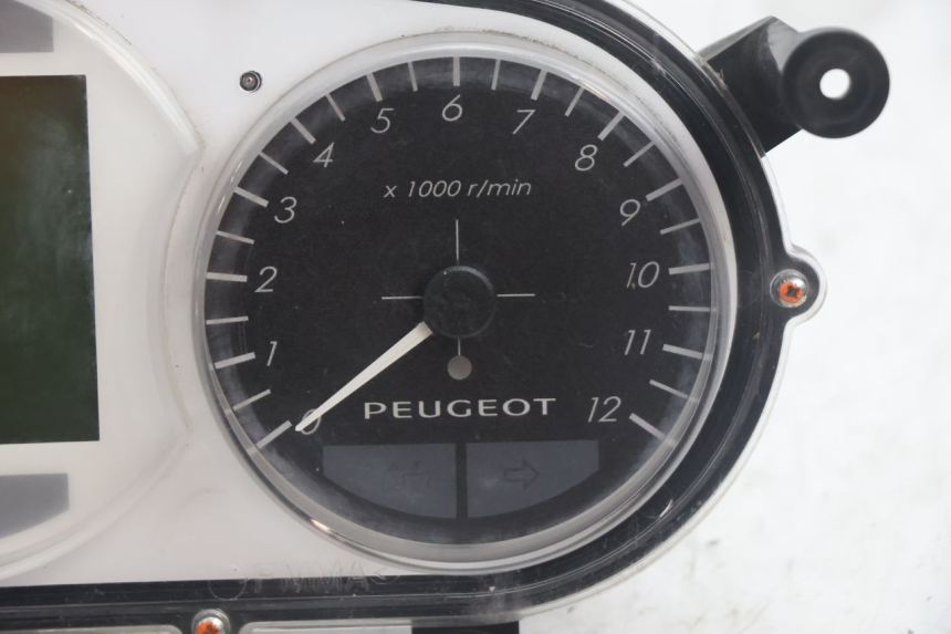 photo de TACHOMETER  PEUGEOT SATELIS 125 (2013 - 2018) - Technische Nahaufnahme