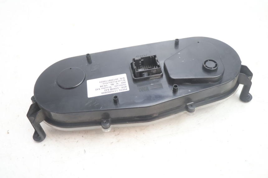 photo de TACHOMETER  PEUGEOT SATELIS 125 (2013 - 2018) - Charakteristische Merkmale