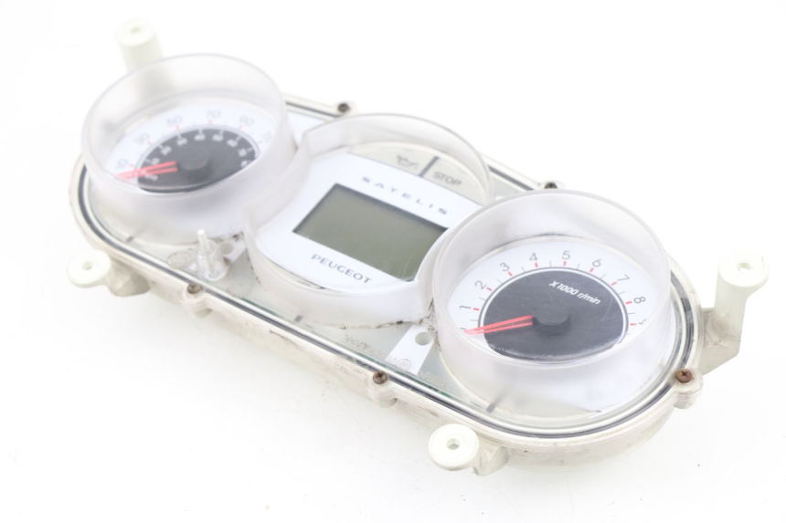 photo de TACHOMETER PEUGEOT SATELIS 125 (2006 - 2009) - Zoom auf Gebrauchszustand