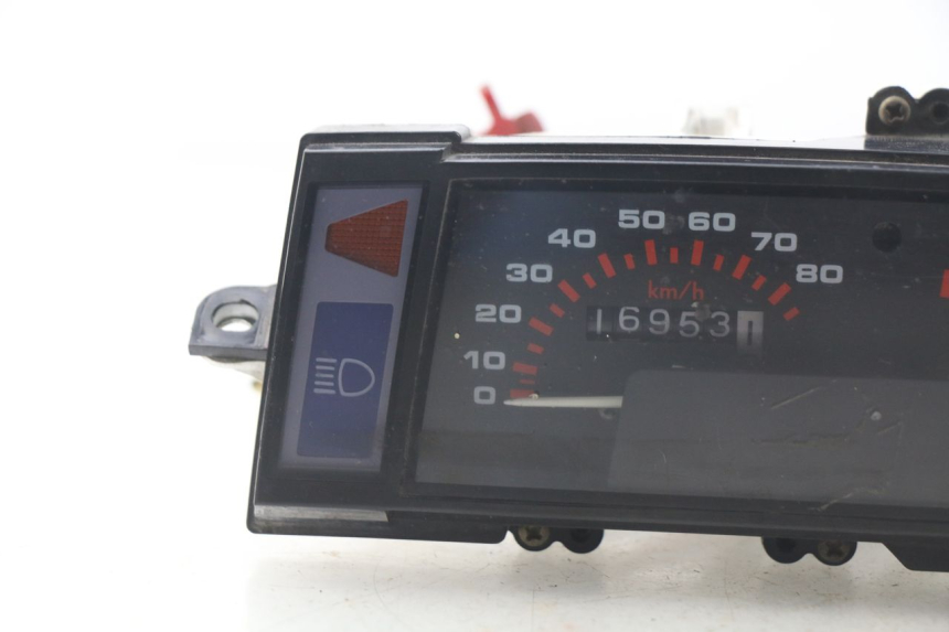 photo de TACHOMETER  PEUGEOT SC 50 (1988 - 1992) - Weitere Ansicht des Artikels