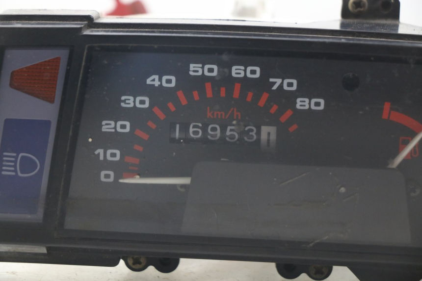 photo de TACHOMETER  PEUGEOT SC 50 (1988 - 1992) - Zoom auf Komponenten
