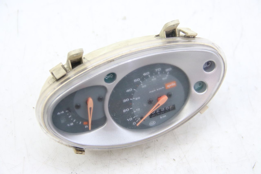 photo de TACHOMETER APRILIA SCARABEO 4T 50 (2009 - 2017) - Detailansicht des Bauteils