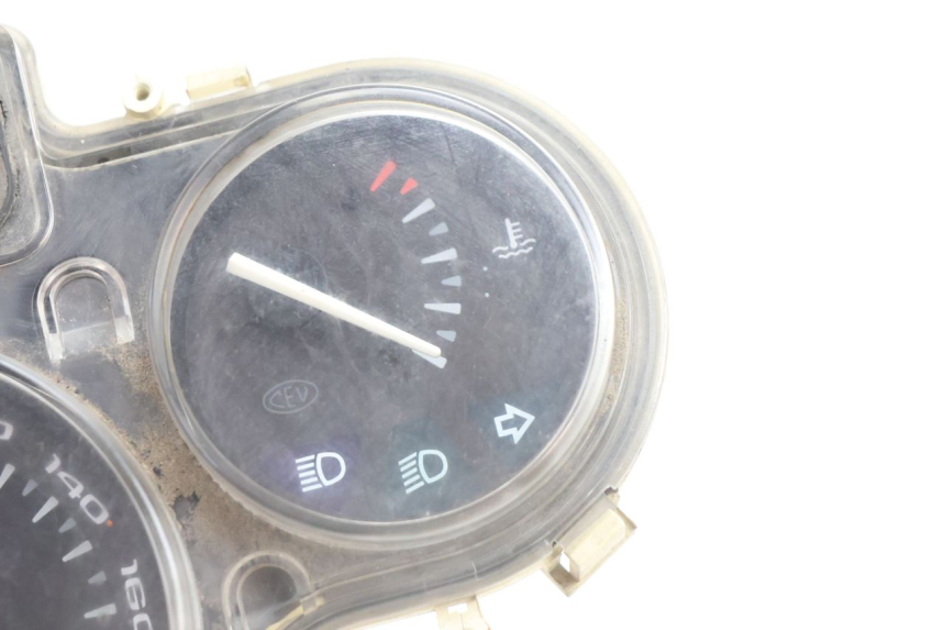photo de TACHOMETER  APRILIA SCARABEO GT 125 (1999 - 2007) - Zoom auf Gebrauchszustand