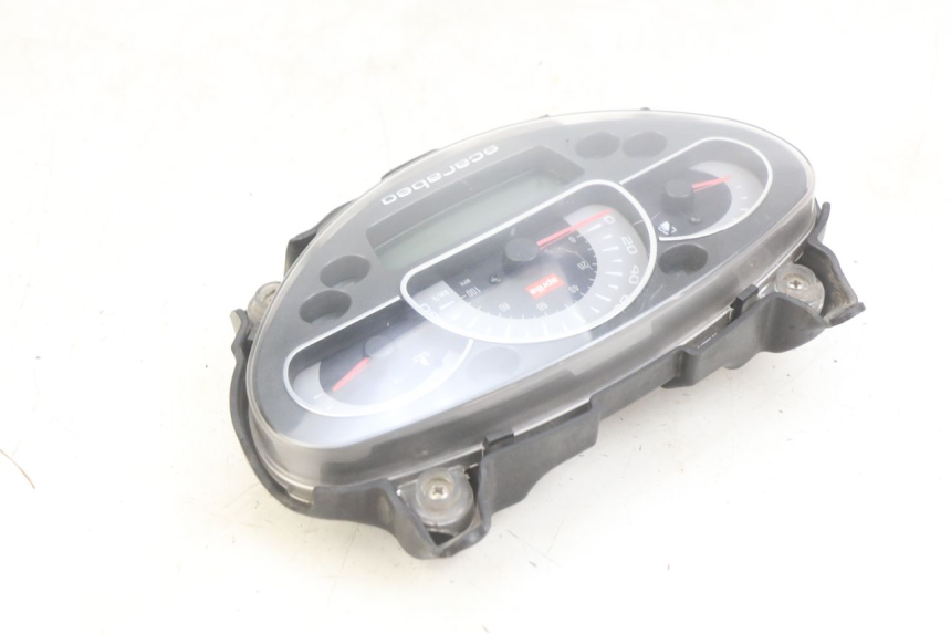 photo de TACHOMETER APRILIA SCARABEO LIGHT 125 (2007 - 2011) - Detailansicht des Bauteils