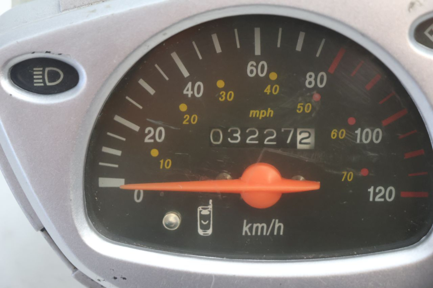 photo de TACHOMETER  FYM SCOOTERONE 125 (2006 - 2008) - Detailansicht des Bauteils