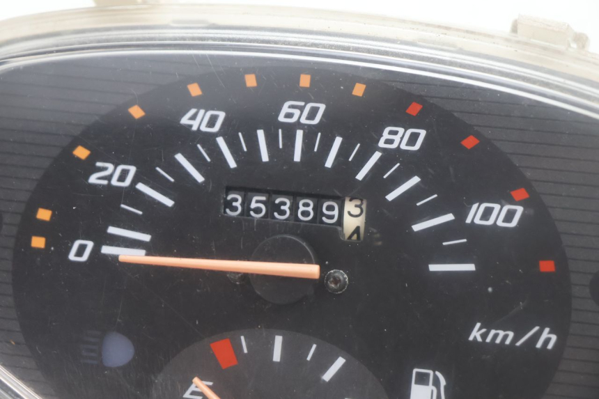 photo de TACHOMETER HONDA SCV LEAD 100 (2003 - 2007) - Detailansicht des Bauteils