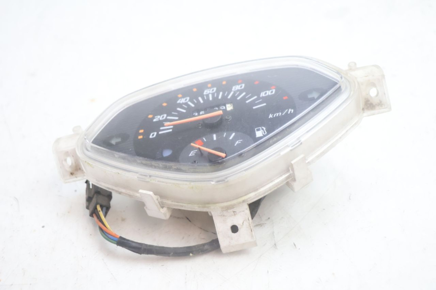 photo de TACHOMETER HONDA SCV LEAD 100 (2003 - 2007) - Alternative Perspektive