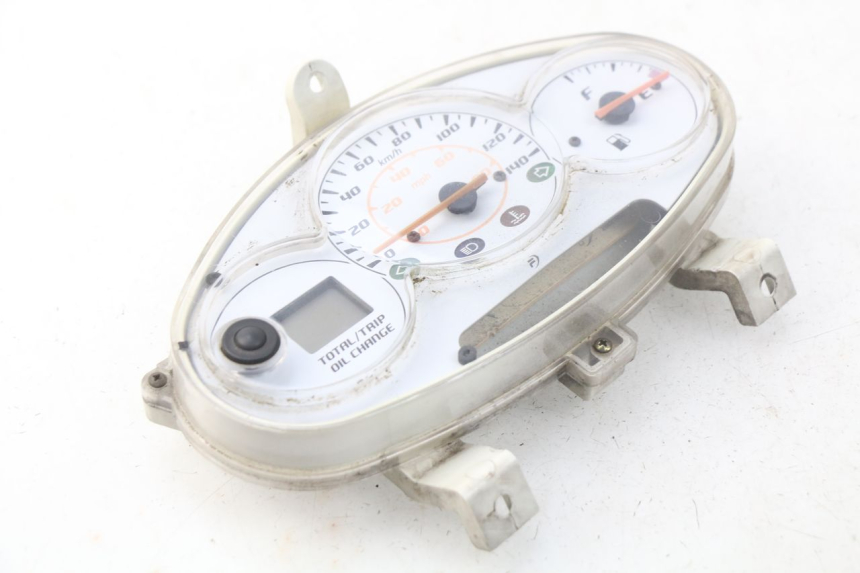 photo de TACHOMETER  HONDA SES DYLAN 125 (2002 - 2006) - Zoom auf Gebrauchszustand