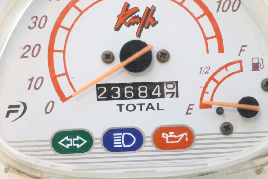 photo de TACHOMETER  YAMAHA SLIDER 50 (1999 - 2004) - Zoom auf Komponenten