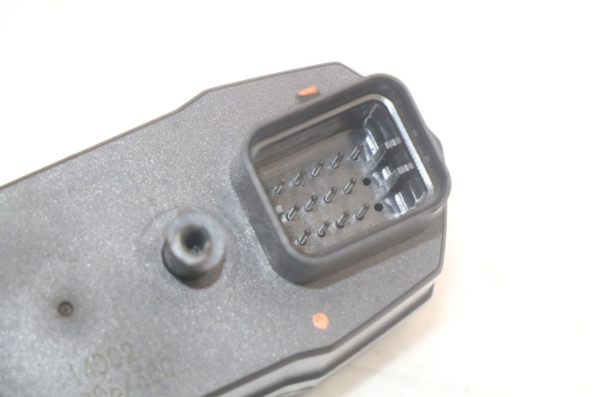 photo de TACHOMETER  SHERCO SM-R 50 (2013 - 2017) - Oberflächenzustand und Material