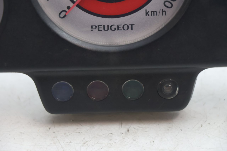 photo de TACHOMETER  PEUGEOT SPEEDFIGHT 2 AC 50 (2000 - 2009) - Technische Nahaufnahme