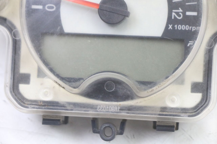 photo de TACHOMETER  PEUGEOT SPEEDFIGHT 3 LC 2T 50 (2009 - 2015) - Technische Nahaufnahme